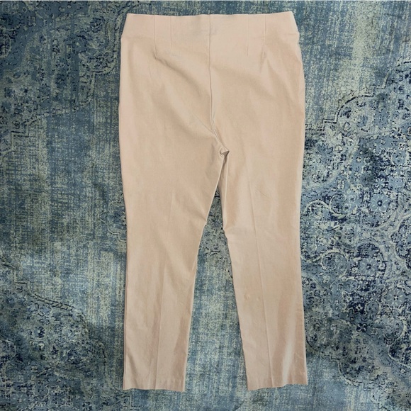 Chico’s So Slimming Pants 10 - Picture 4 of 5